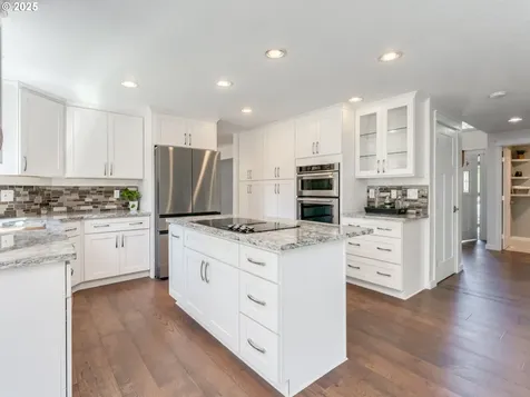 1713 NW 90th Street Vancouver WA 98665