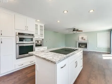 1713 NW 90th Street Vancouver WA 98665