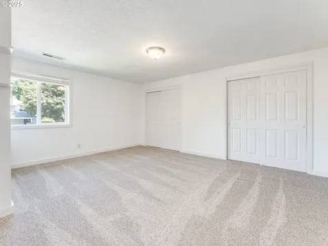 1713 NW 90th Street Vancouver WA 98665