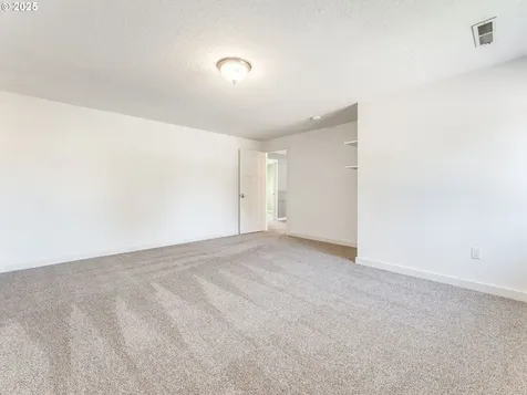 1713 NW 90th Street Vancouver WA 98665