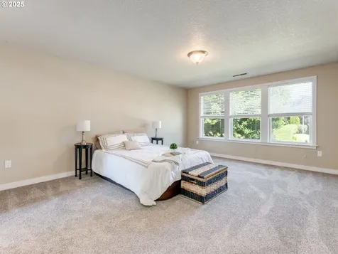 1713 NW 90th Street Vancouver WA 98665