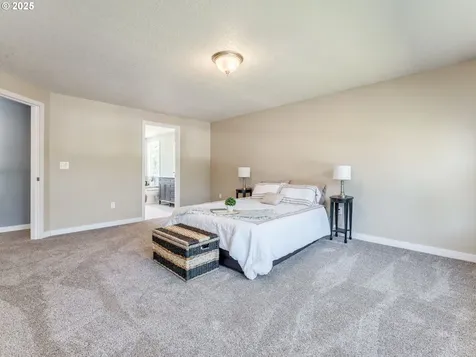 1713 NW 90th Street Vancouver WA 98665