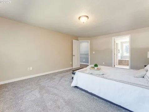 1713 NW 90th Street Vancouver WA 98665