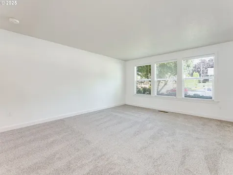 1713 NW 90th Street Vancouver WA 98665