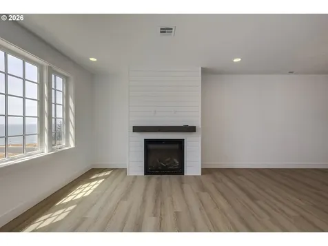 413 NE Moonwake Lane Depoe Bay OR 97341