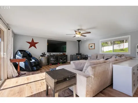21303 SW Hells Canyon Road Sherwood OR 97140