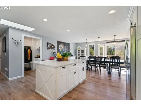 21303 SW Hells Canyon Road Sherwood OR 97140