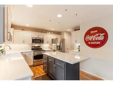 2498 NE 10th Avenue Hillsboro OR 97124