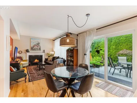 2498 NE 10th Avenue Hillsboro OR 97124