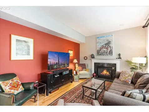 2498 NE 10th Avenue Hillsboro OR 97124