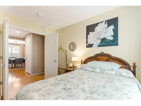 2498 NE 10th Avenue Hillsboro OR 97124