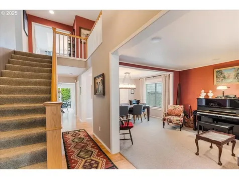 2498 NE 10th Avenue Hillsboro OR 97124