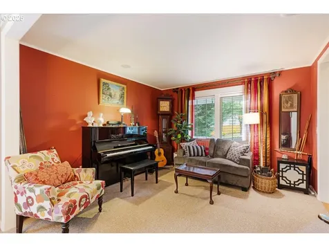 2498 NE 10th Avenue Hillsboro OR 97124