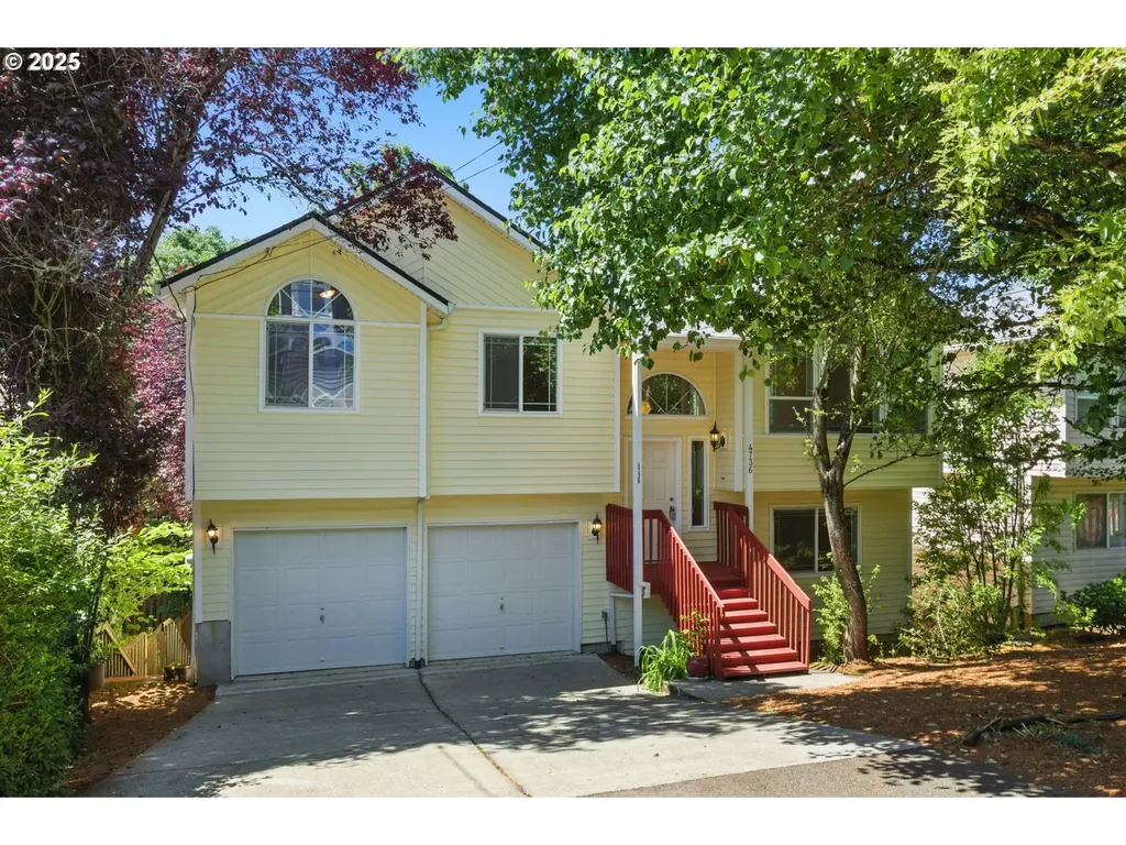 4736 SE Rex Drive Portland OR 97206