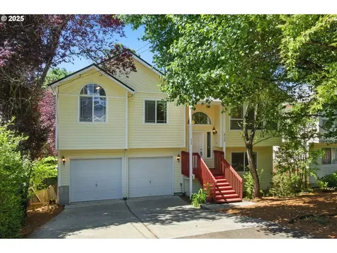 4736 SE Rex Drive Portland OR 97206