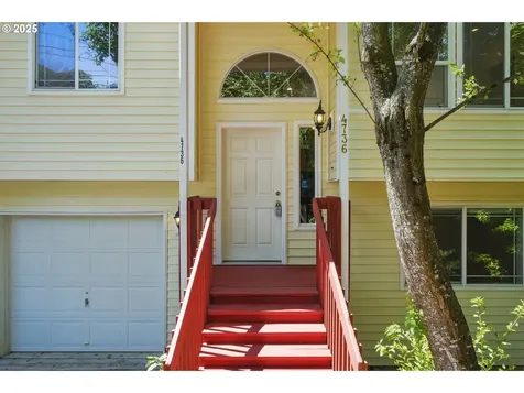 4736 SE Rex Drive Portland OR 97206