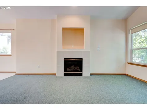 4736 SE Rex Drive Portland OR 97206