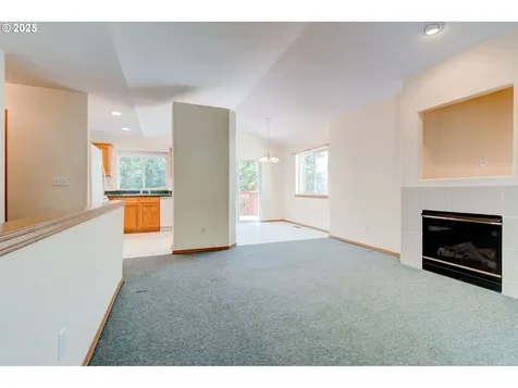 4736 SE Rex Drive Portland OR 97206