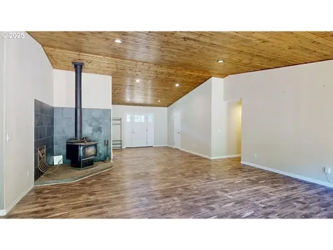 94345 Orchard Lane Gold Beach OR 97444