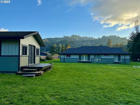 94345 Orchard Lane Gold Beach OR 97444