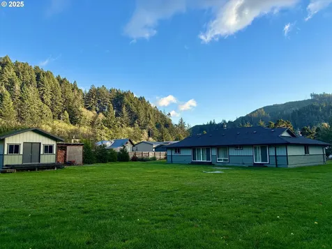 94345 Orchard Lane Gold Beach OR 97444