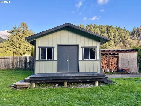 94345 Orchard Lane Gold Beach OR 97444