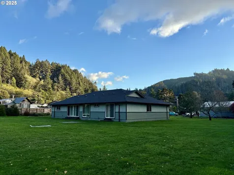 94345 Orchard Lane Gold Beach OR 97444