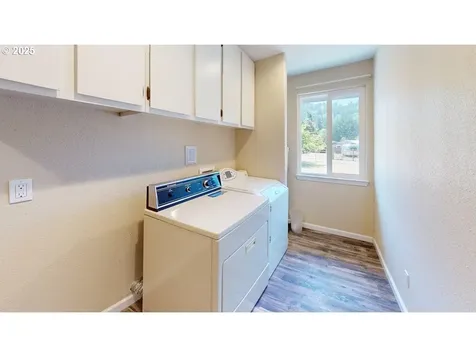 94345 Orchard Lane Gold Beach OR 97444