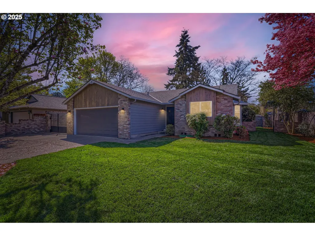 2564 NE Laura Street Hillsboro OR 97124