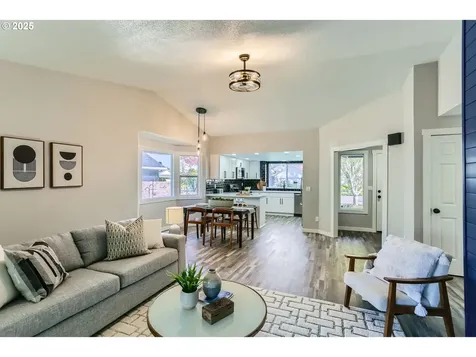 2564 NE Laura Street Hillsboro OR 97124