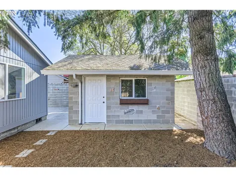2564 NE Laura Street Hillsboro OR 97124