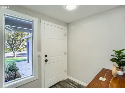 2564 NE Laura Street Hillsboro OR 97124