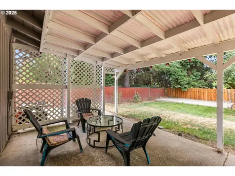 874 NE 6th Drive Hillsboro OR 97124