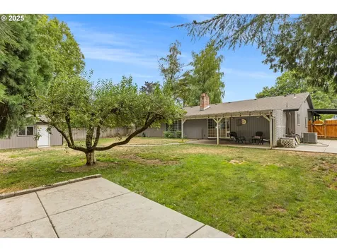 874 NE 6th Drive Hillsboro OR 97124