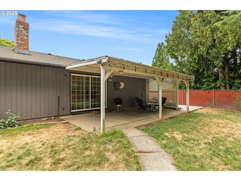874 NE 6th Drive Hillsboro OR 97124