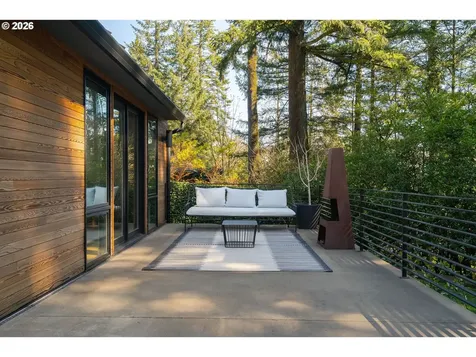 5202 SW Burton Drive Portland OR 97221