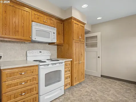 31216 SE Division Drive Troutdale OR 97060