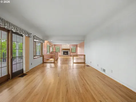31216 SE Division Drive Troutdale OR 97060