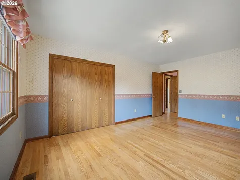 31216 SE Division Drive Troutdale OR 97060