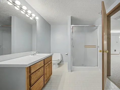 31216 SE Division Drive Troutdale OR 97060