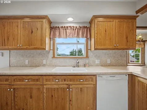 31216 SE Division Drive Troutdale OR 97060