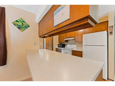 6385 Mcewan Road Lake Oswego OR 97035