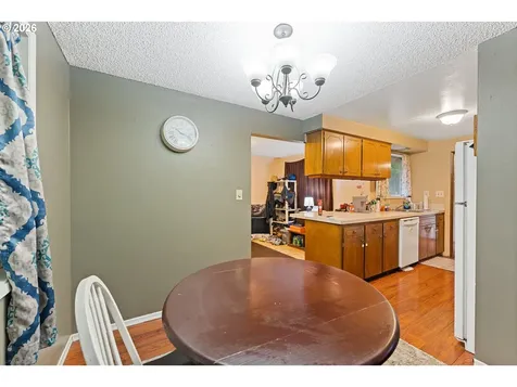 6385 Mcewan Road Lake Oswego OR 97035