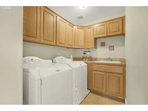 14606 NW 19th Avenue Vancouver WA 98685