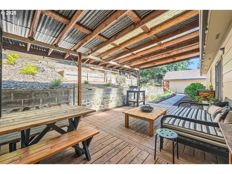 190 SE Shafford Street Estacada OR 97023