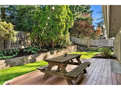 6031 SW Haines Street Portland OR 97219