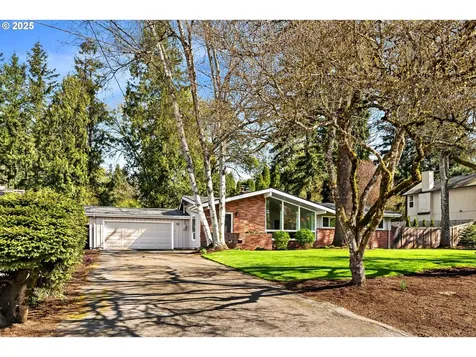 6031 SW Haines Street Portland OR 97219
