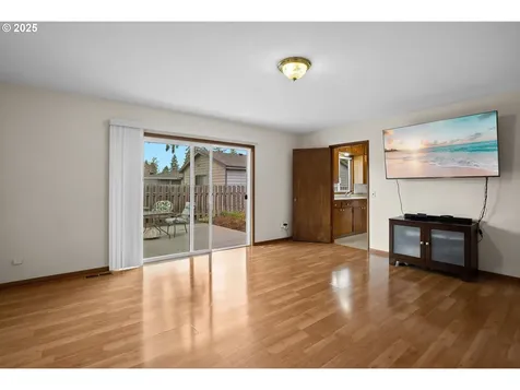 815 SW 126th Avenue Beaverton OR 97005