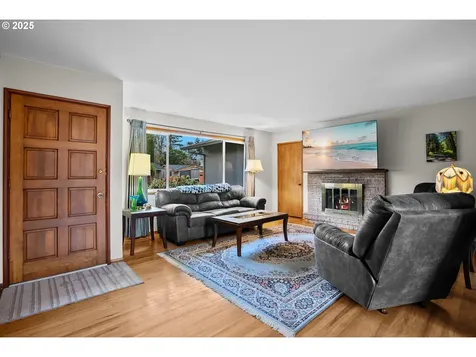 815 SW 126th Avenue Beaverton OR 97005