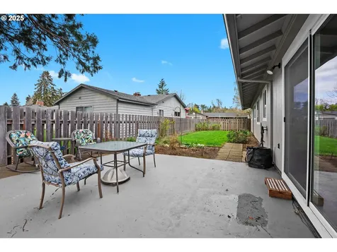 815 SW 126th Avenue Beaverton OR 97005